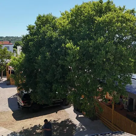 Private Camp Srimabay Casa de Férias *