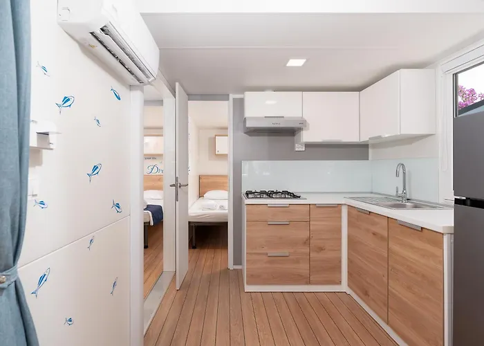 Private Camp Srimabay בית נופש *