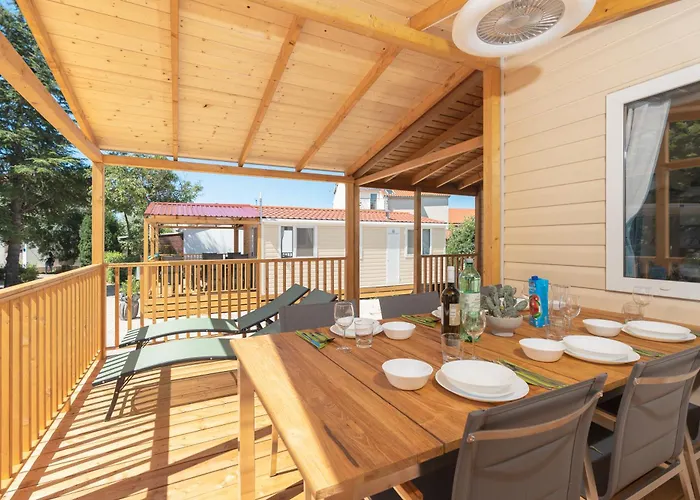 Private Camp Srimabay בית נופש וודיצה