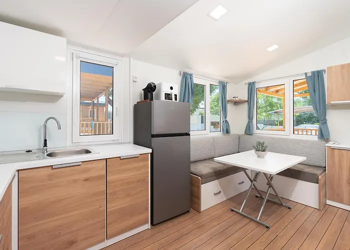 Private Camp Srimabay * וודיצה