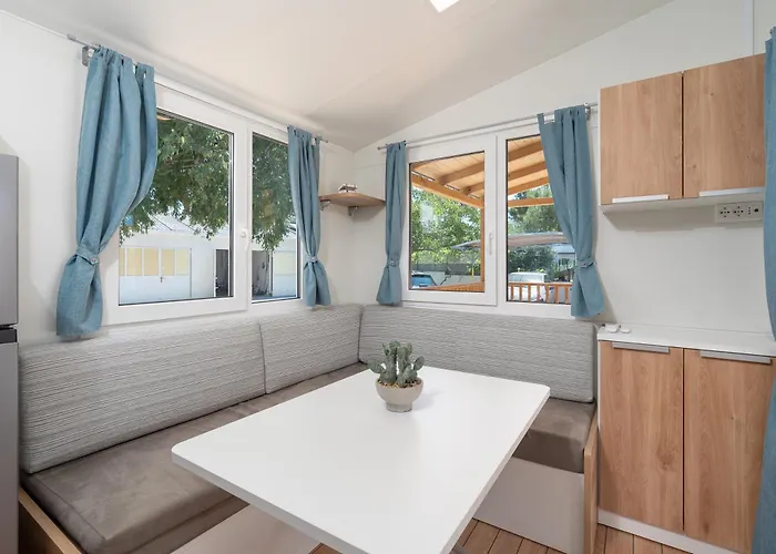 Private Camp Srimabay וודיצה