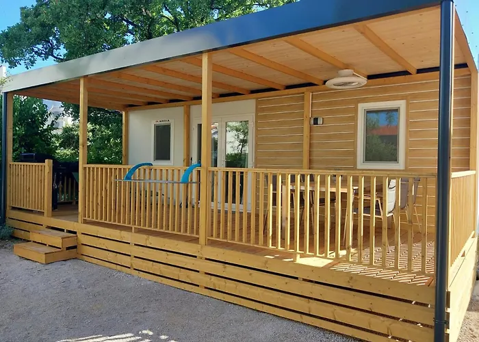 Private Camp Srimabay בית נופש וודיצה