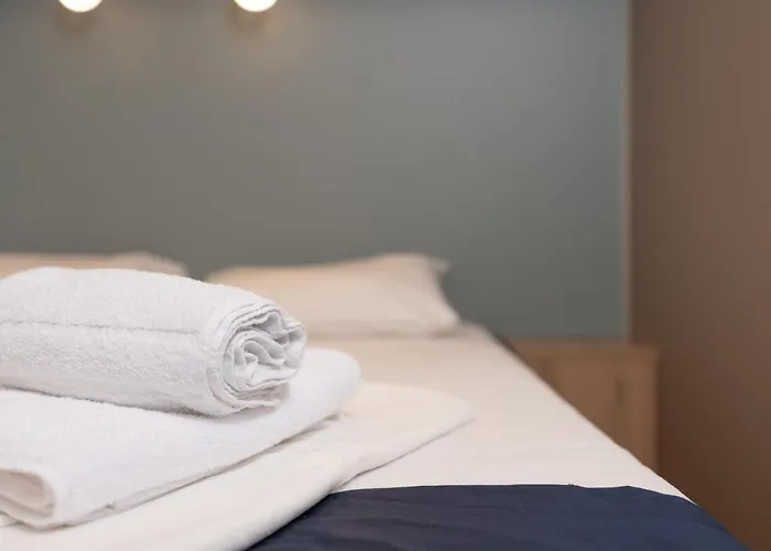 בית נופש Private Camp Srimabay