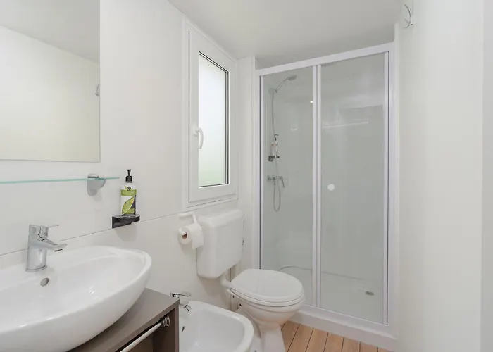 Private Camp Srimabay בית נופש וודיצה